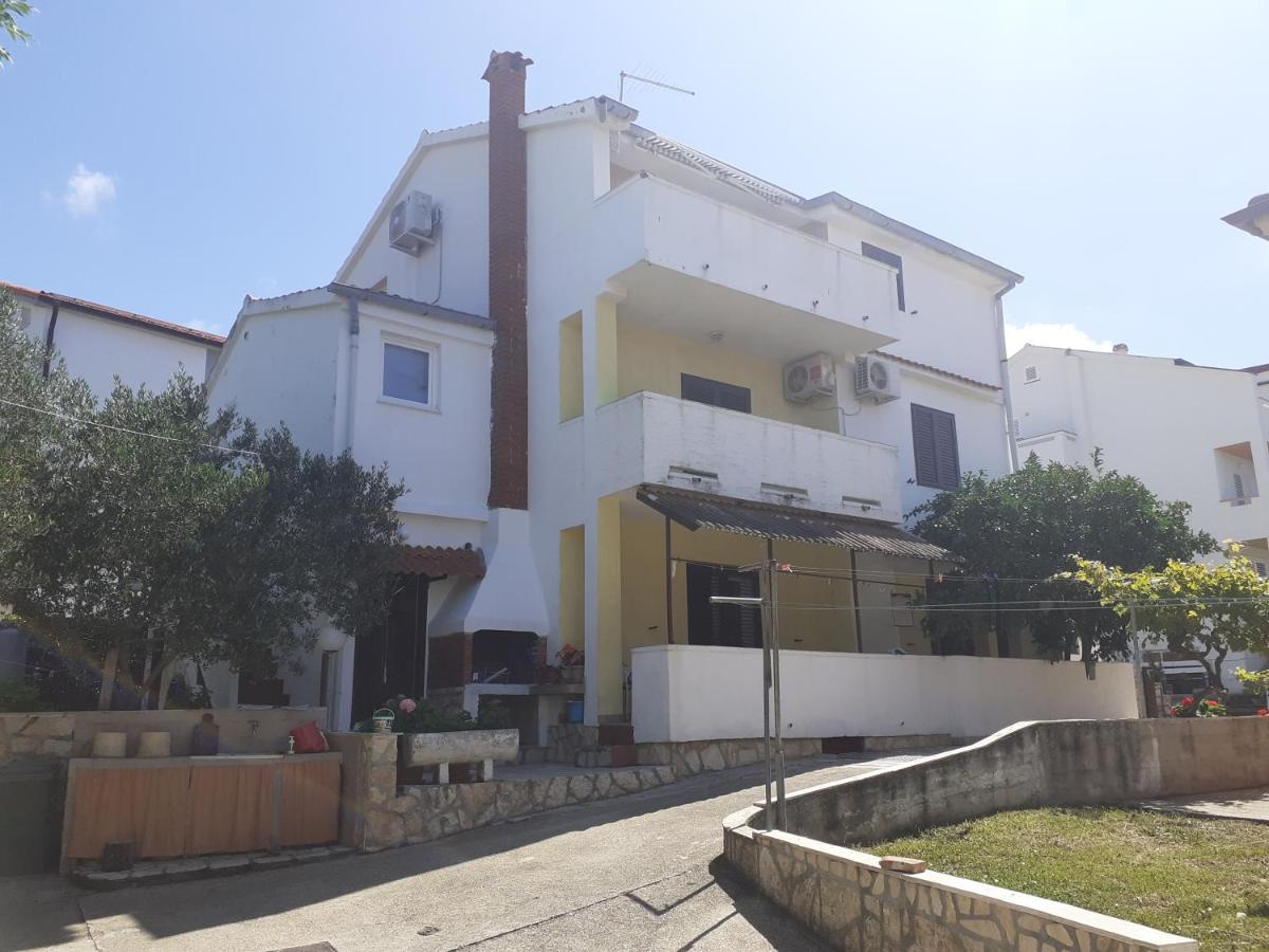Apartmani Karuza Novalja Dış mekan fotoğraf