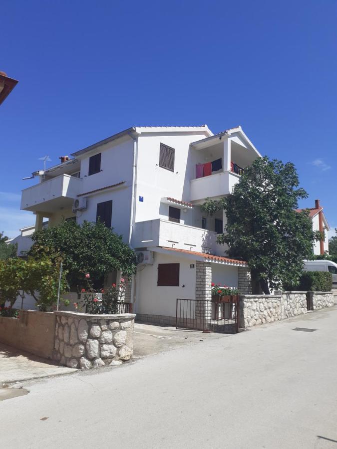 Apartmani Karuza Novalja Dış mekan fotoğraf