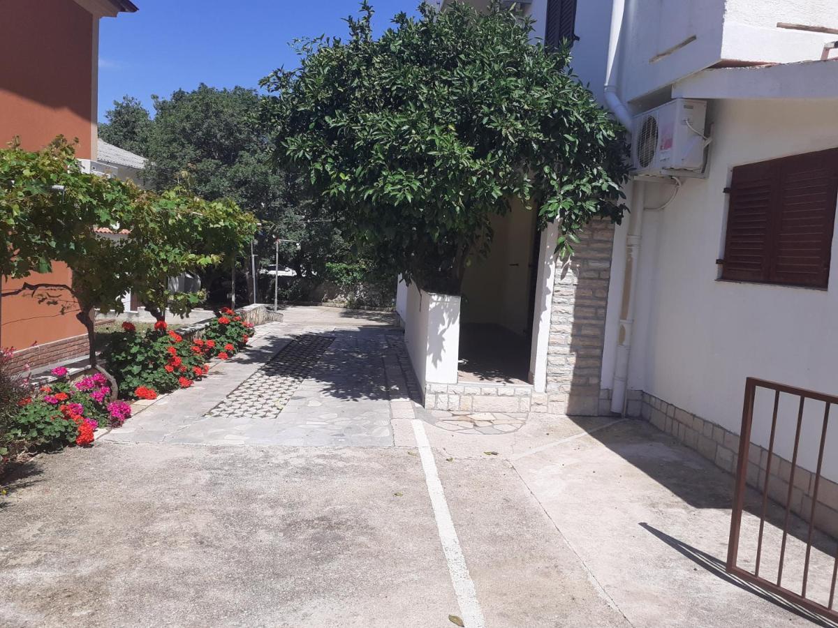 Apartmani Karuza Novalja Dış mekan fotoğraf